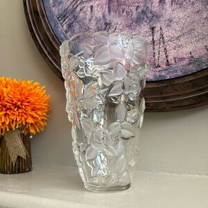 Mikasa Germany Large Floral Frosted 3D Vase with Roses